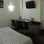Hotell Grand De 3*