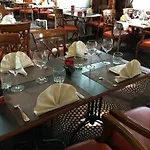 Hotell Grand De Valenciennes