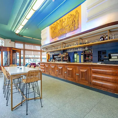 Grand De 酒店 瓦朗西纳