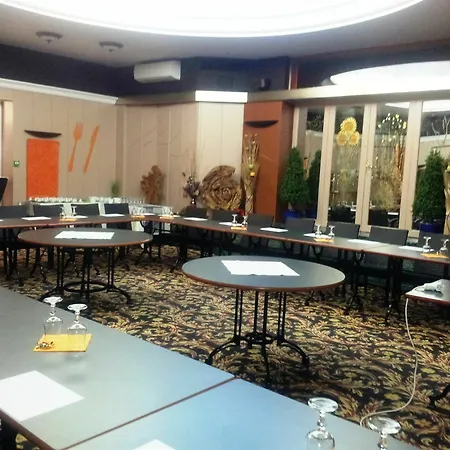 Grand De Ξενοδοχείο 3*