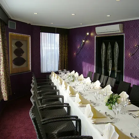 Grand De ホテル 3*