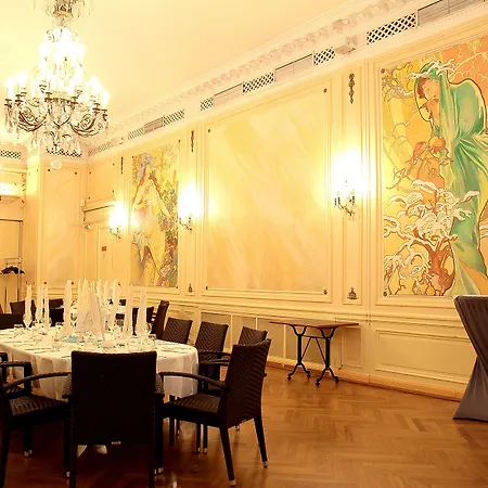 Grand De 3*