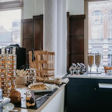 Grand De ホテル 3*