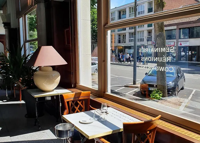 酒店 Grand De 瓦朗西纳