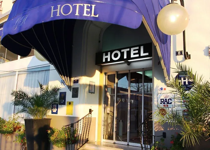 ホテル Grand De 3*