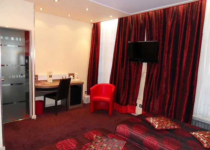 Grand De 酒店 瓦朗西纳