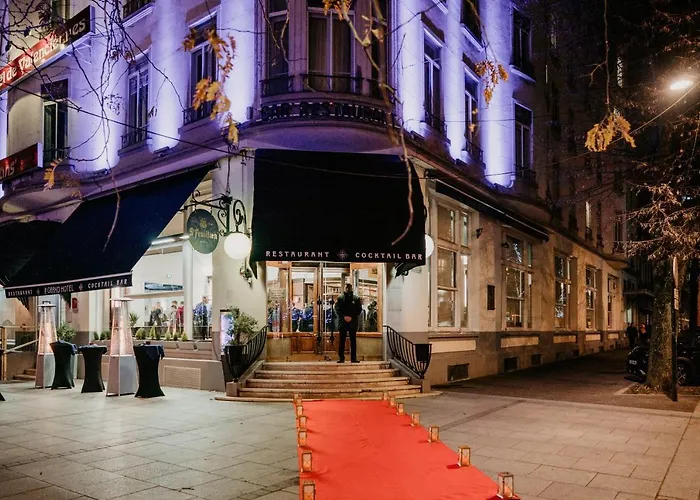 Grand De ホテル 3*